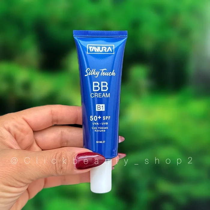 بی بی کرم روشن تنورا