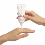 کرم کنترل کننده چربی و آبرسان صورت لافارر شماره 1 6545631